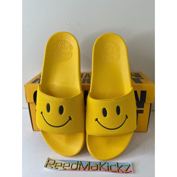 Chinatown Market Slides Smiley Yellow Mens Sizes - Picture 1 of 7
